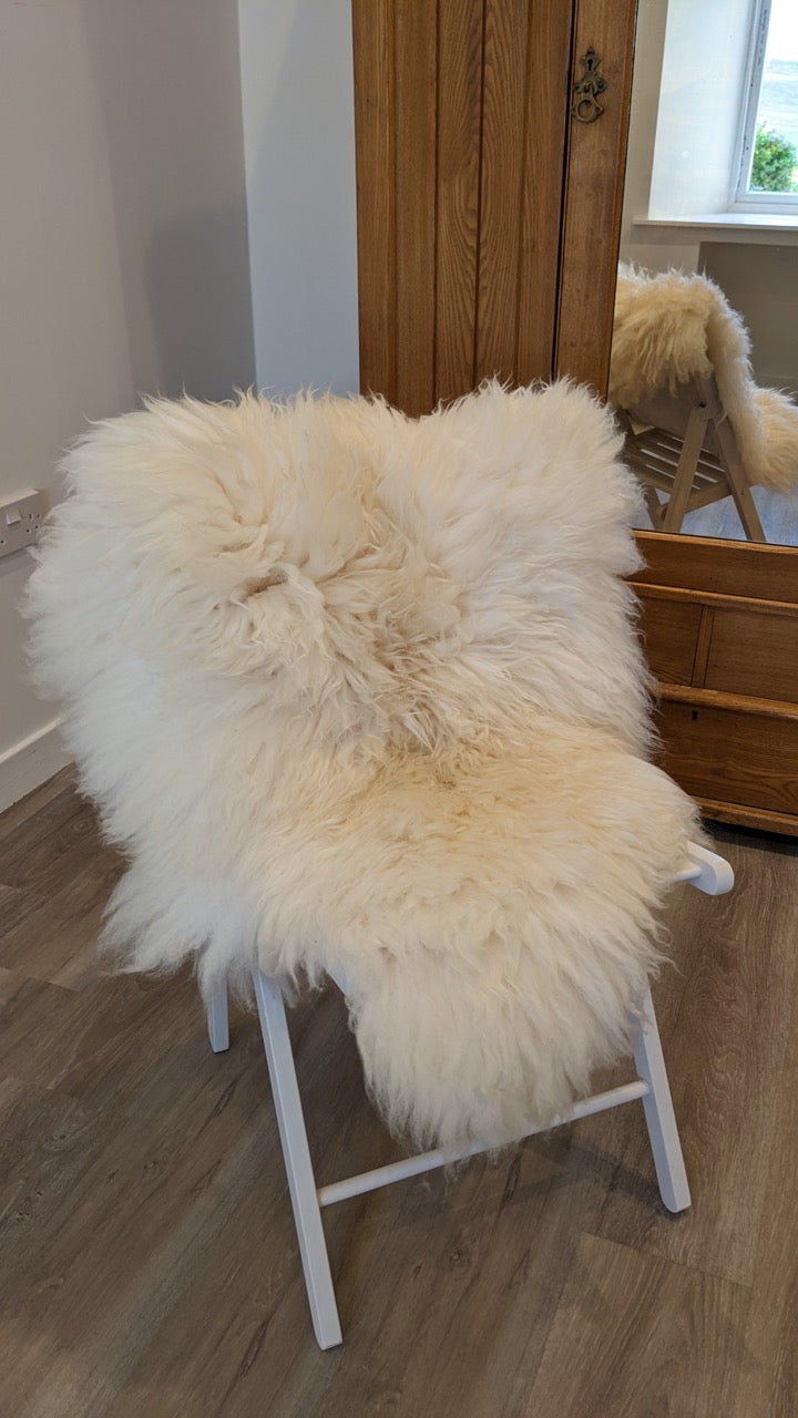 Shetland White Sheepskin