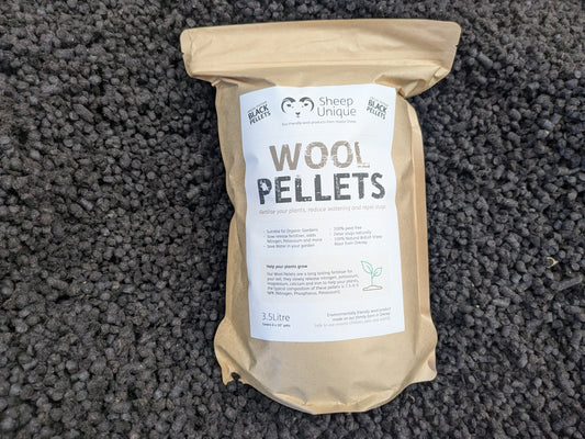 Black Garden Wool Pellets ~ 100% British Sheep Wool