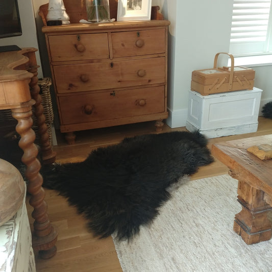 Medium Black Sheepskin